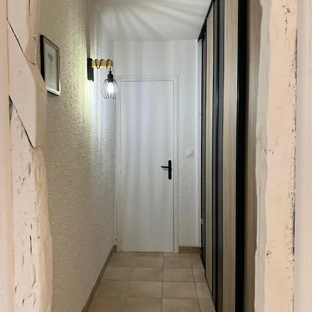 Charmant Appartement En Hypercentre De Castelnaudary Exterior photo